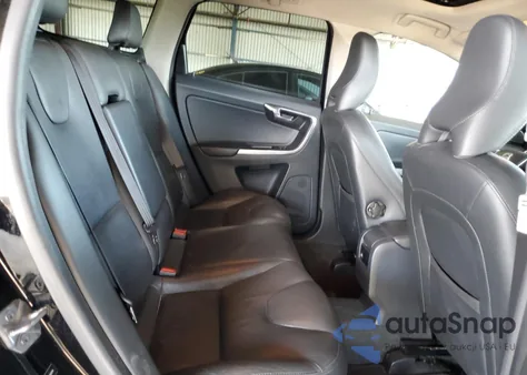 2015 Volvo Xc60 T6 Premier from USA, damaged, VIN YV4902RKXF2632019